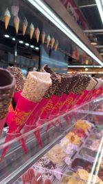 Markt in Barcelona! Nahe der La Rambla in der Innenstadt von der Hauptstadt Kataloniens befindet sich der Markt voller Süßigkeiten, Backwaren, Fleischprodukte und anderer Leckereien #travel #wochenendtrip #spanien🇪🇸